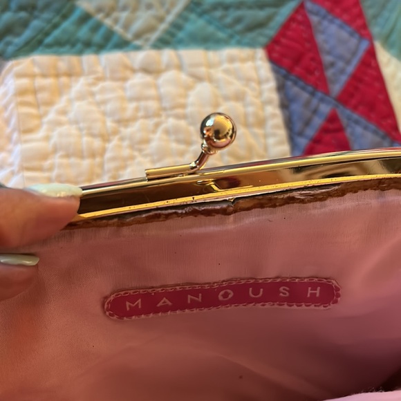 Manoush gold clutch purse - Picture 3 of 5